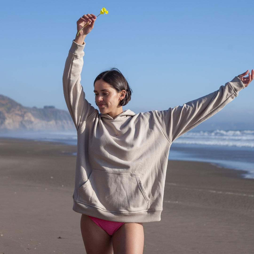 Polerón Hoodie Sisterhood Latte