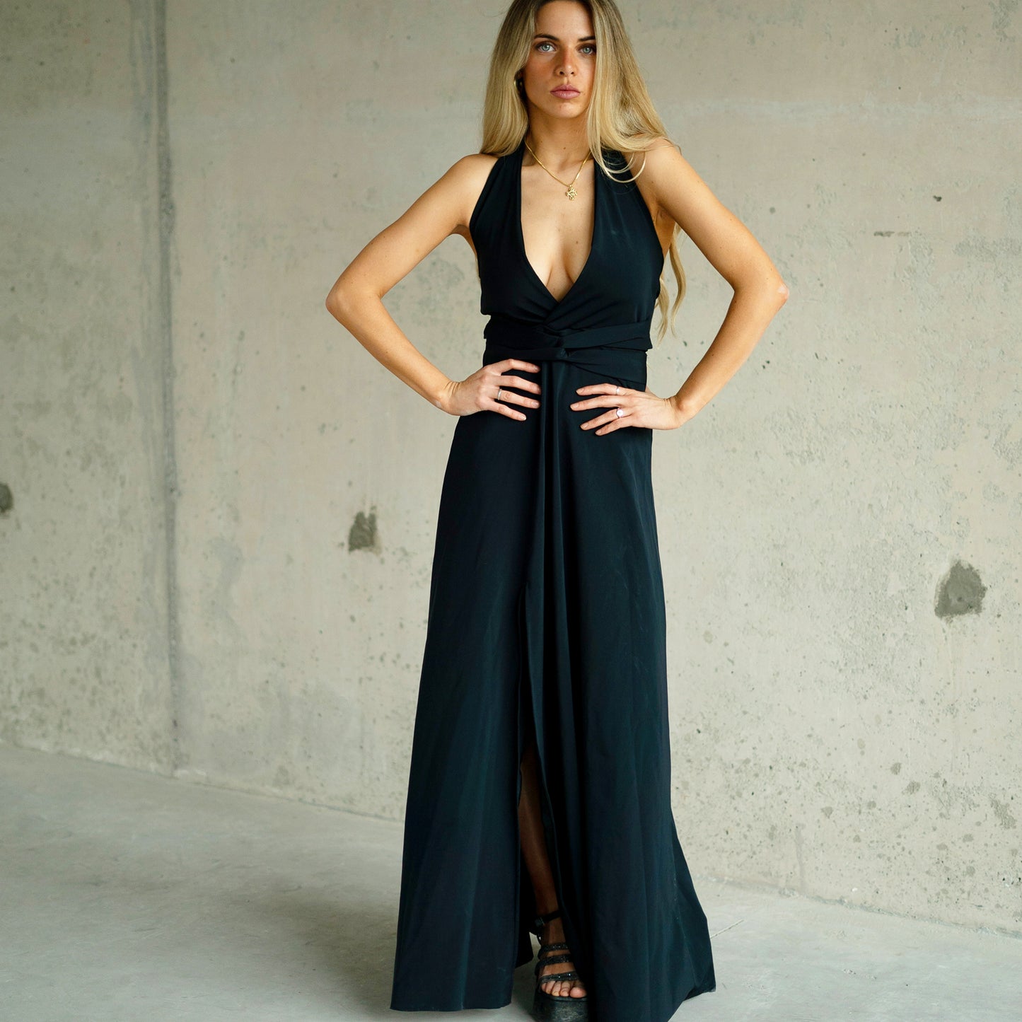 Vestido Nudo Black