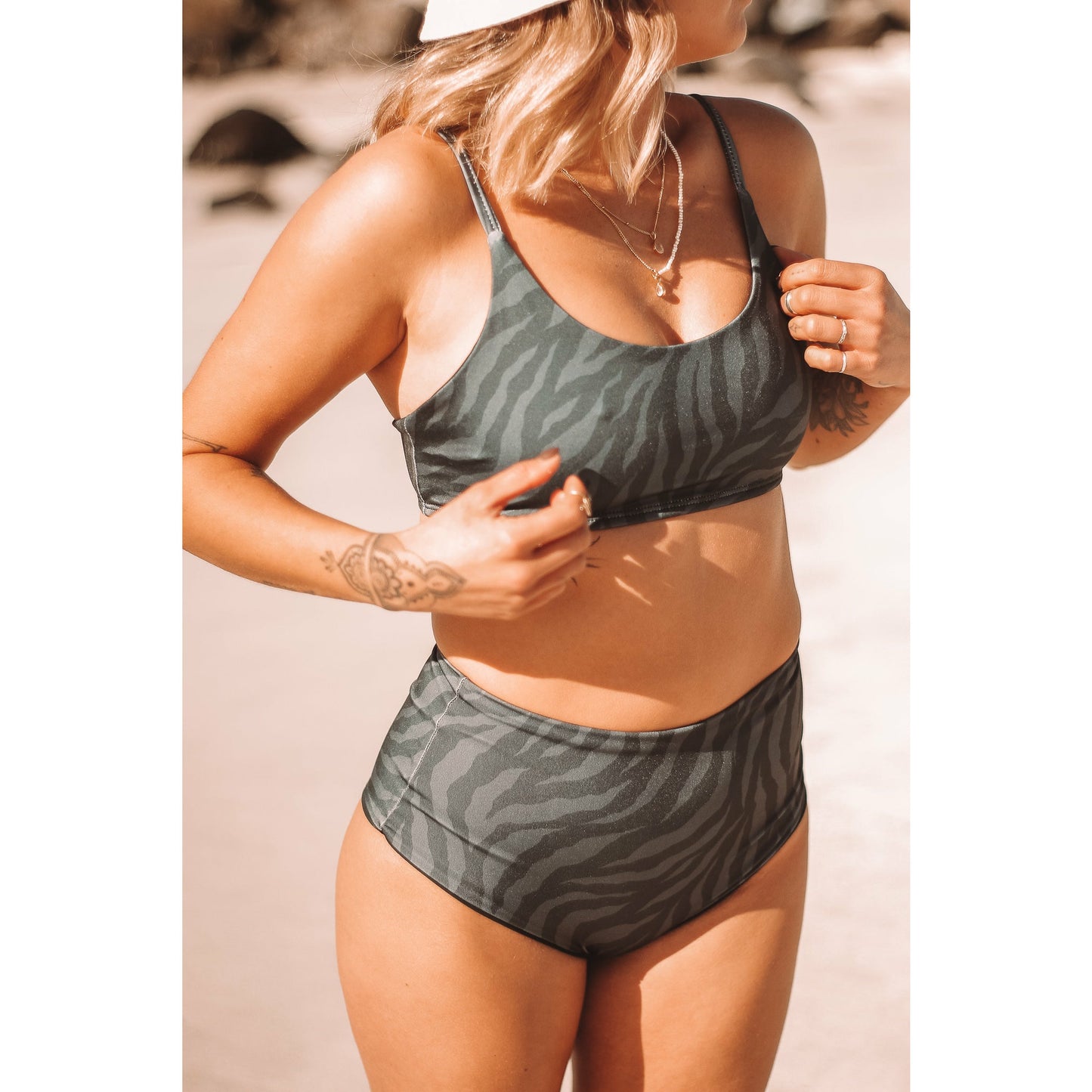 Top Descubre Zebra Black